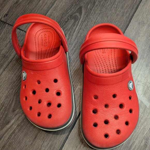 Crocs Red Kids Size 13 Good Condition - Previously Worn - Picture 2 of 6